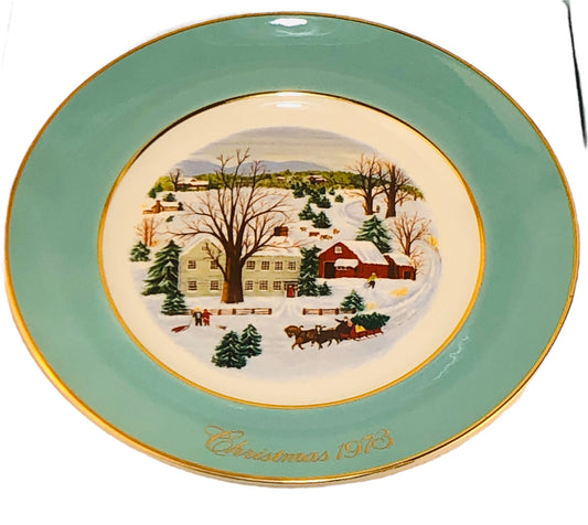 41586 - 10" Avon Christmas Plate 1973 |13-27|