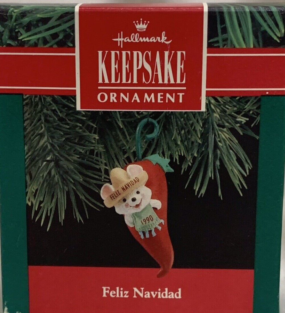 42431 - Feliz Navidad 1990 Mouse w/Pepper Ornament [Pod 1-65]