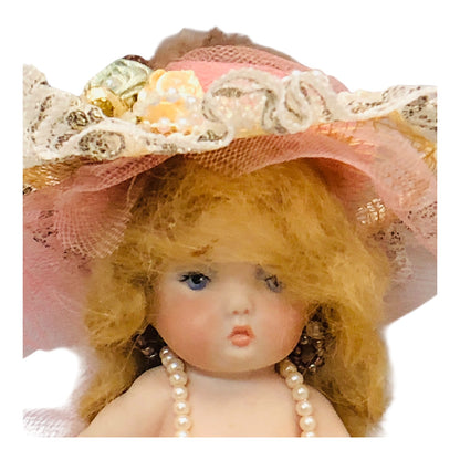42519 - 5" Porcelain Doll With Hat and Purse |3-11|