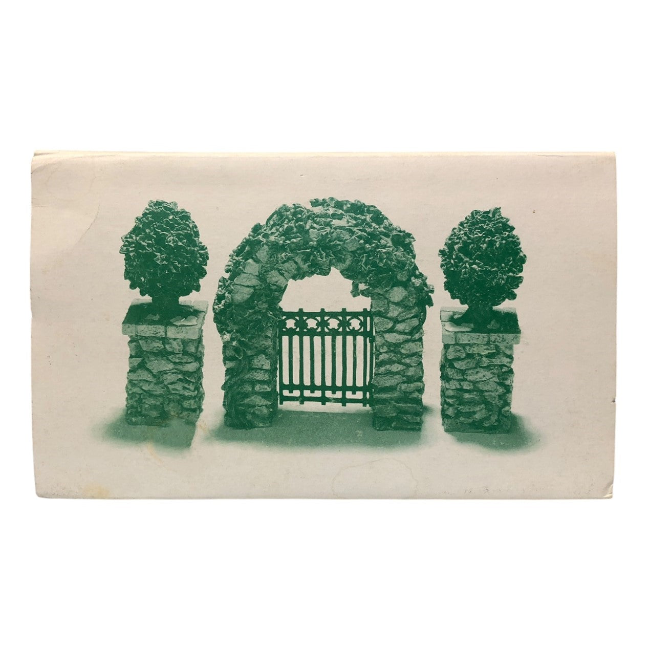 42987 - Dept56 Stone Corner Posts with Holly Tree and Stone Archway Holiday Village Accessory |CCC|