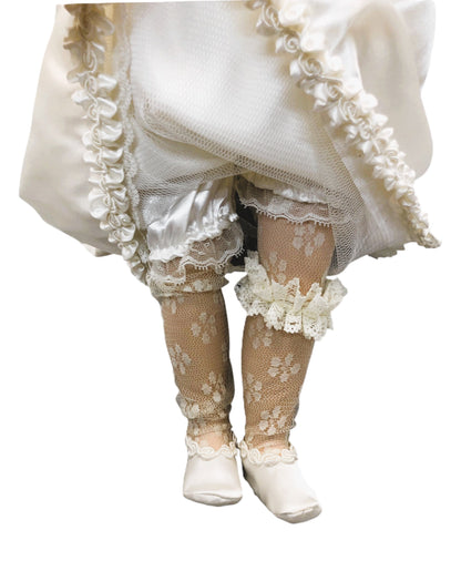 43405 - Court of Dolls 25in Bride 1902/5000 - X-93 : CS CHESSMAN