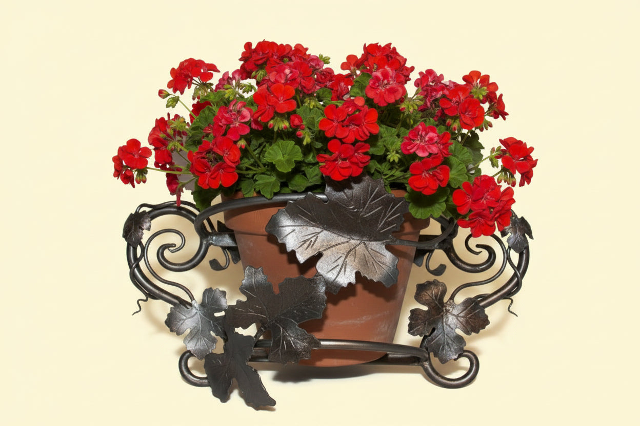 5665 - Grape Leaves Wall Mount Basket-Plant not Included- |TBD|