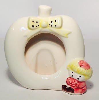 5848 - Apple Photo Frame 5" Girl - [A-06]