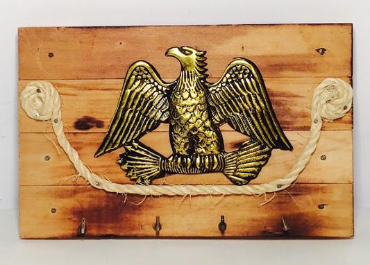 6089 - Brass Eagle Wood Key Rack 8x5 - |18-26|