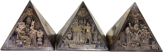 6304 - 2.5" Brass Pyramid - Etched - |2-11 10/11e|