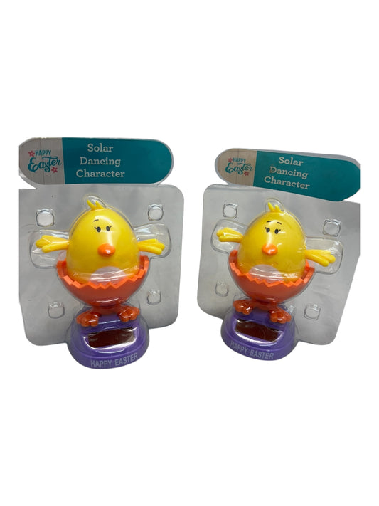 7738 - Set of Two Happy Easter Hatching Chick Solar Bobble - |R-71 Garage|