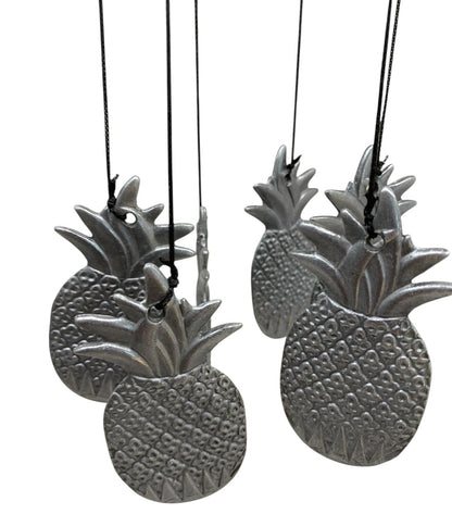31663 - Metal Pineapple Windchimes 13" |TBD/Store|