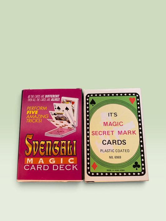 42545 - SET OF TWO MAGIC CARD DECKS  17441/8726 |TBD|