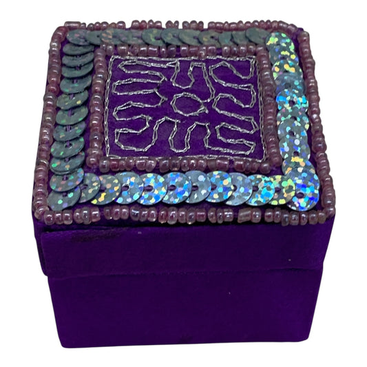 10313 - Box Purple Trinket Sequin |Clear-8|