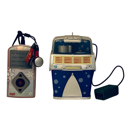 48025- Hallmark Magic Set: Jolly Jukebox & Personal Audio MP3 Player Christmas Ornaments 4" |TBD|