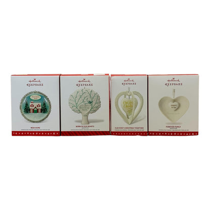 11000 - Hallmark Set of Four Keepsake Collection Ornaments |Pod 1-74|