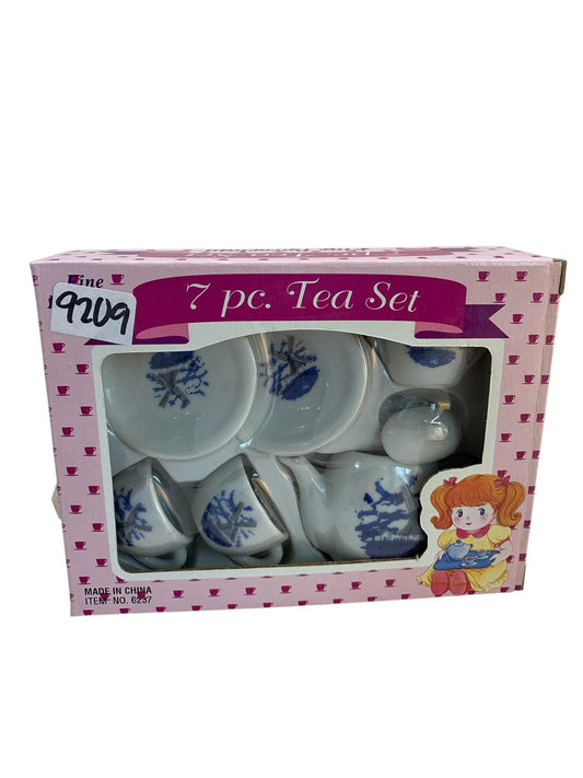 9209 - 7pc Blue Tree CHILDS Porcelain Tea Set |R-36|