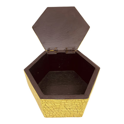 10121 - Hexagon Box 6.5" Dragon Lady Deluxe Collector (Top) |TBD|