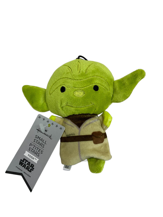 23770 - Hallmark Small Stars Yoda Ornament 4" |Pod 2-10|H-59|
