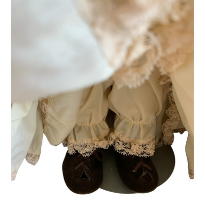 33981 -16" Porcelain Doll Cli 1981 Bru Jn |TBD|