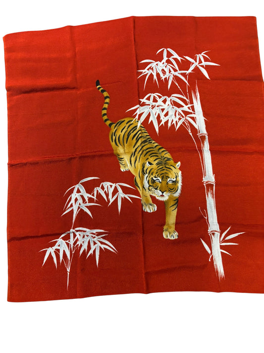 13912 - Silk Tiger Wall Hanging |14-35|