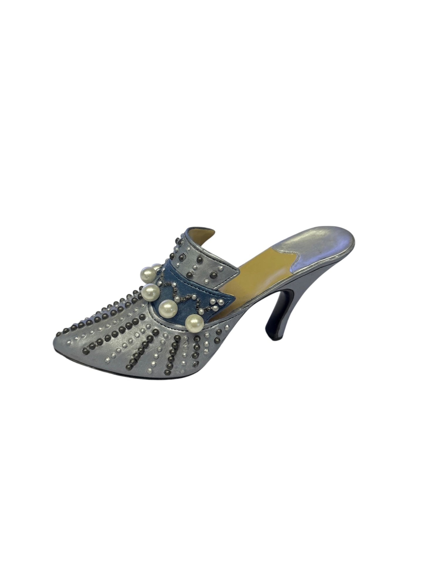 25706 -4" Silver Victoria 1999 Decorative Shoe Sculpture with Pearls |1-27|