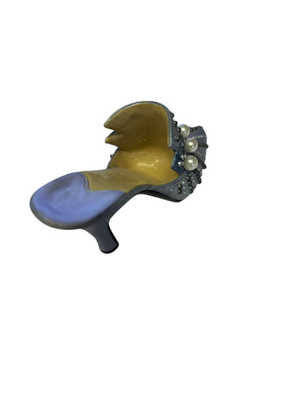 25706 -4" Silver Victoria 1999 Decorative Shoe Sculpture with Pearls |1-27|