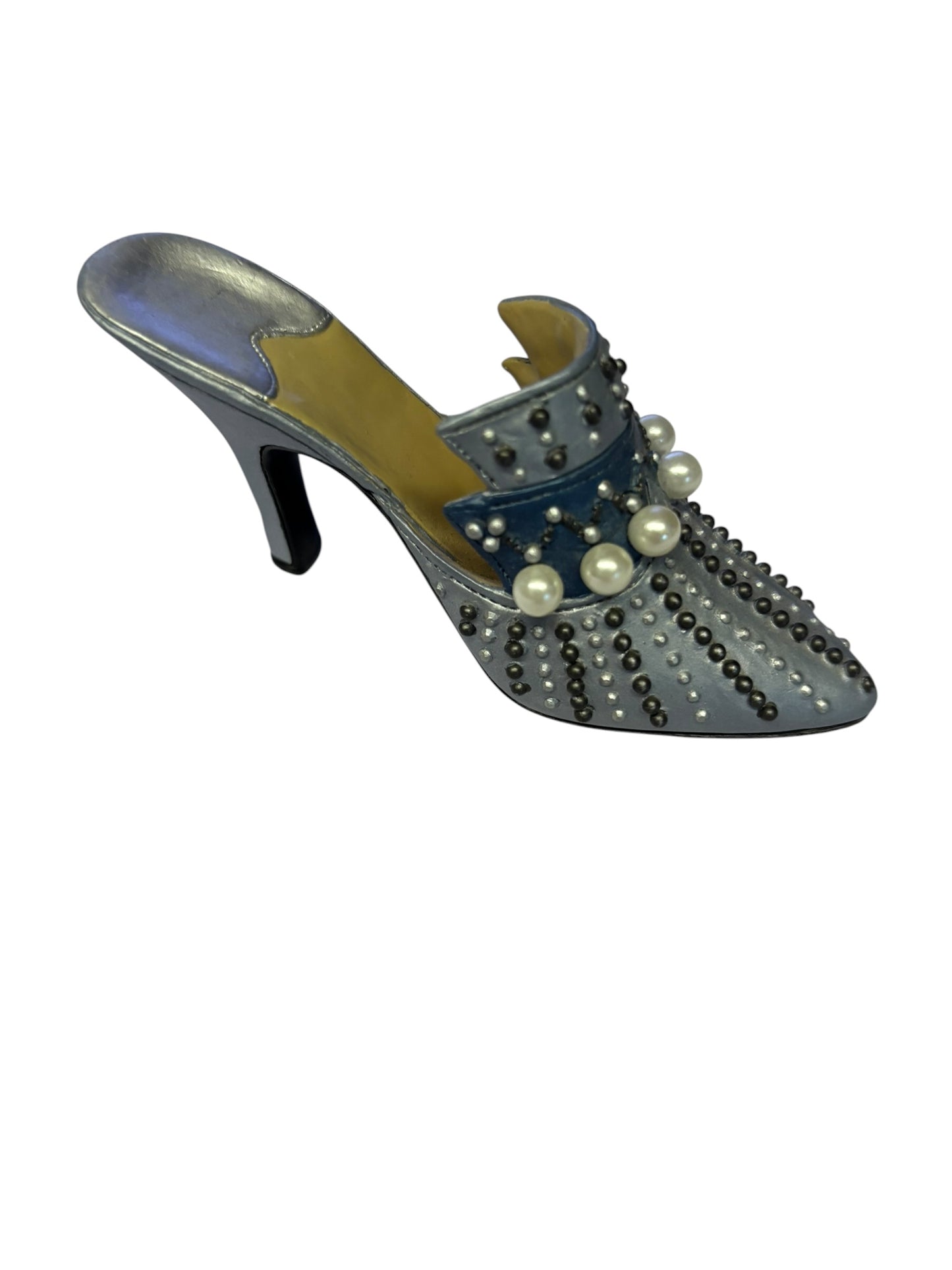 25706 -4" Silver Victoria 1999 Decorative Shoe Sculpture with Pearls |1-27|