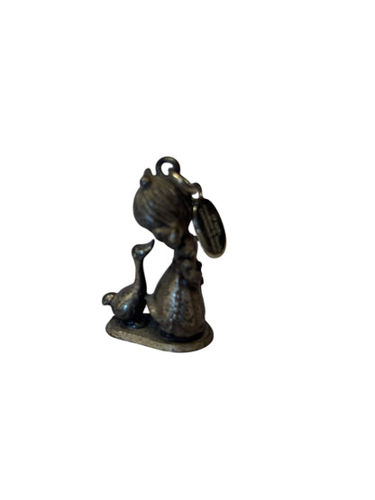 38407 - 1" Vintage Precious Moments Jonathan David Pewter Charm |1-2|