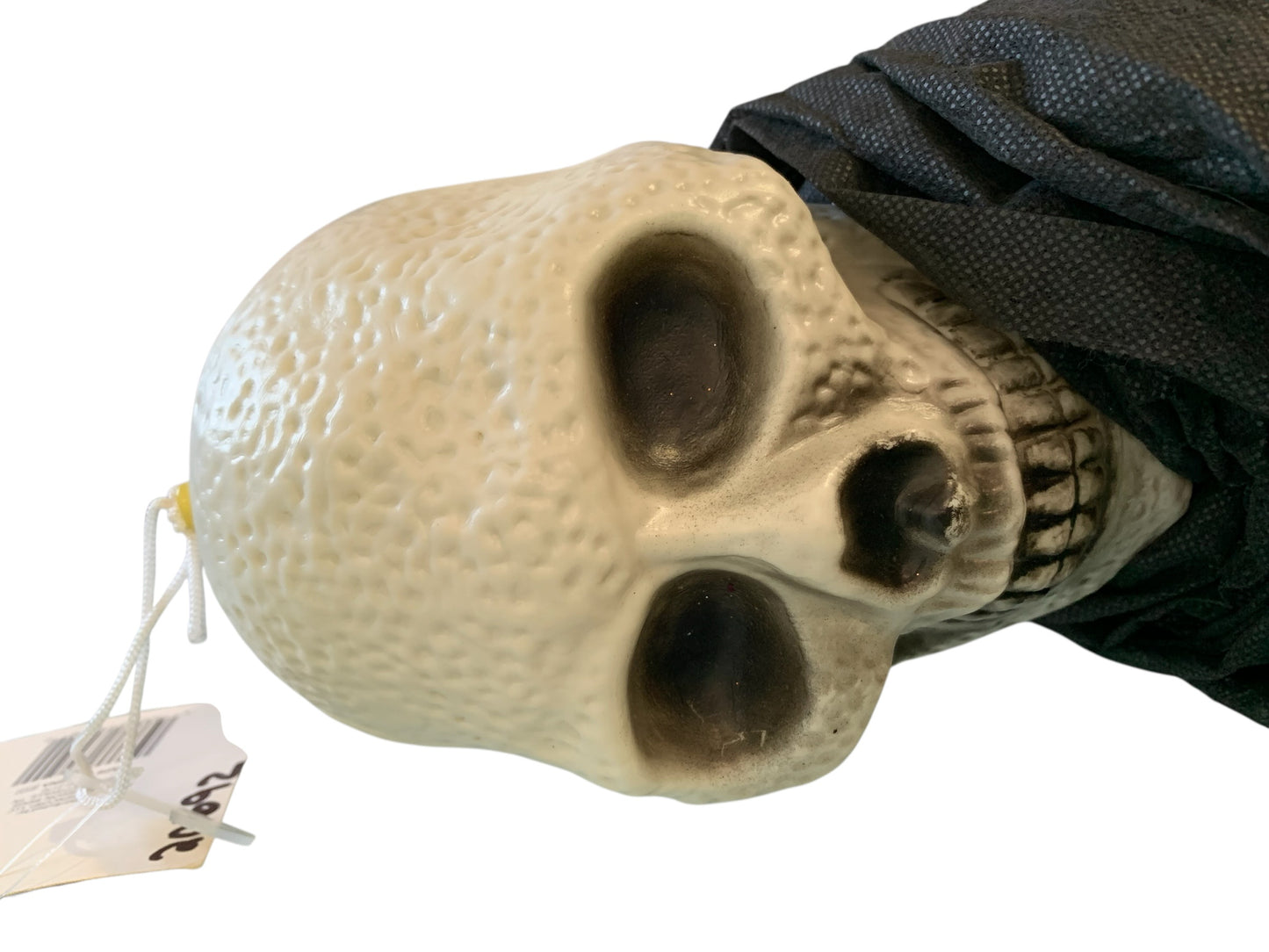 20692 - 7 ft Hanging Skull Ghoul - |Pod 2-4|