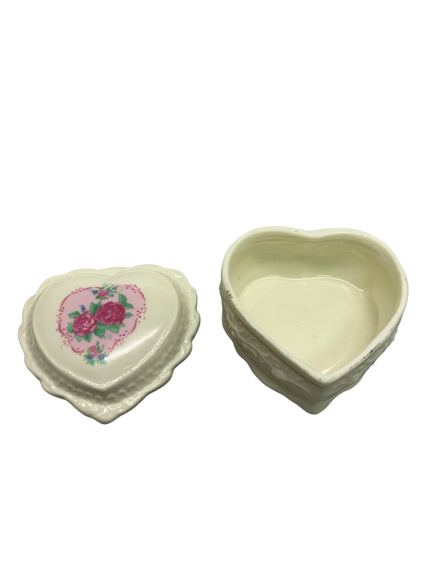 34581 - VINTAGE 3" CERAMIC Heart Shaped Jewelry Box w Rose |21-27|