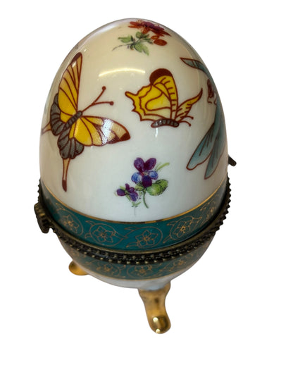 19741 - 4" Egg Box Butterflies |15-29|