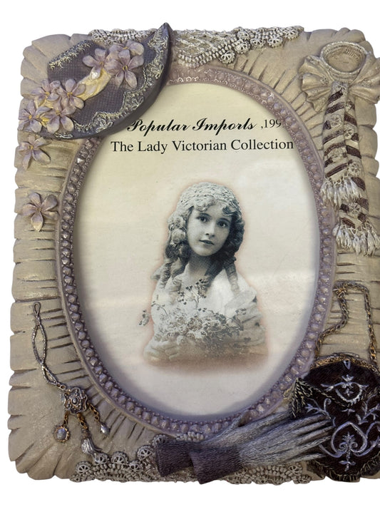 25746 - The Lady Victorian Frame Ceramic 4.5 x 6" |1-27|