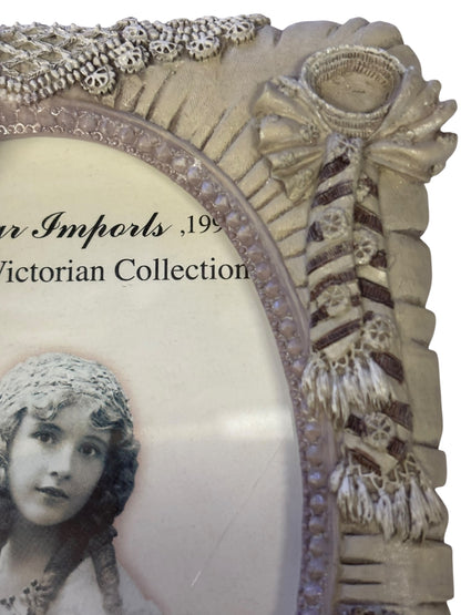 25746 - The Lady Victorian Frame Ceramic 4.5 x 6" |1-27|