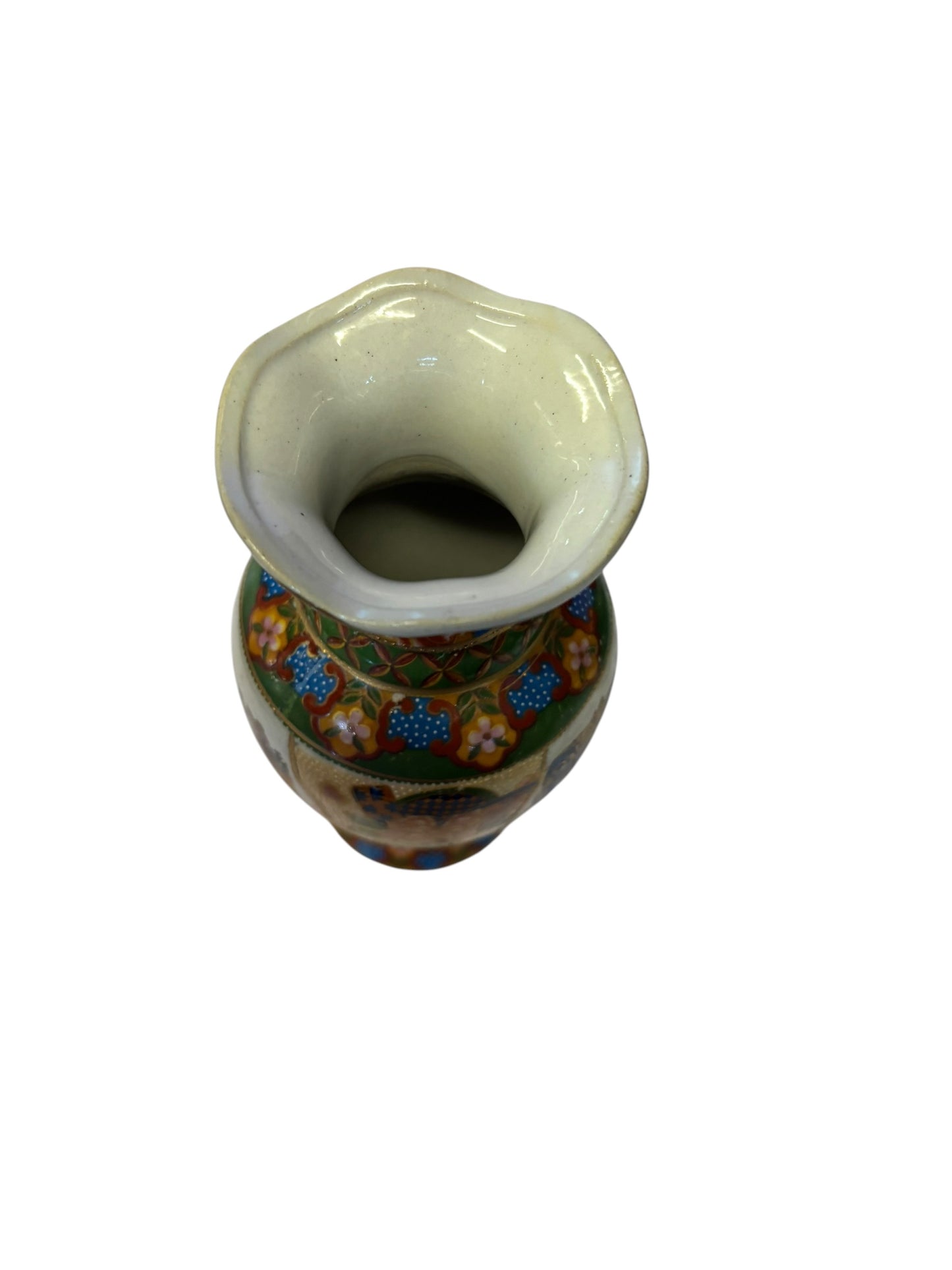 13084   6" SATSUMA  Vase SIX GEISHA  |TBD|