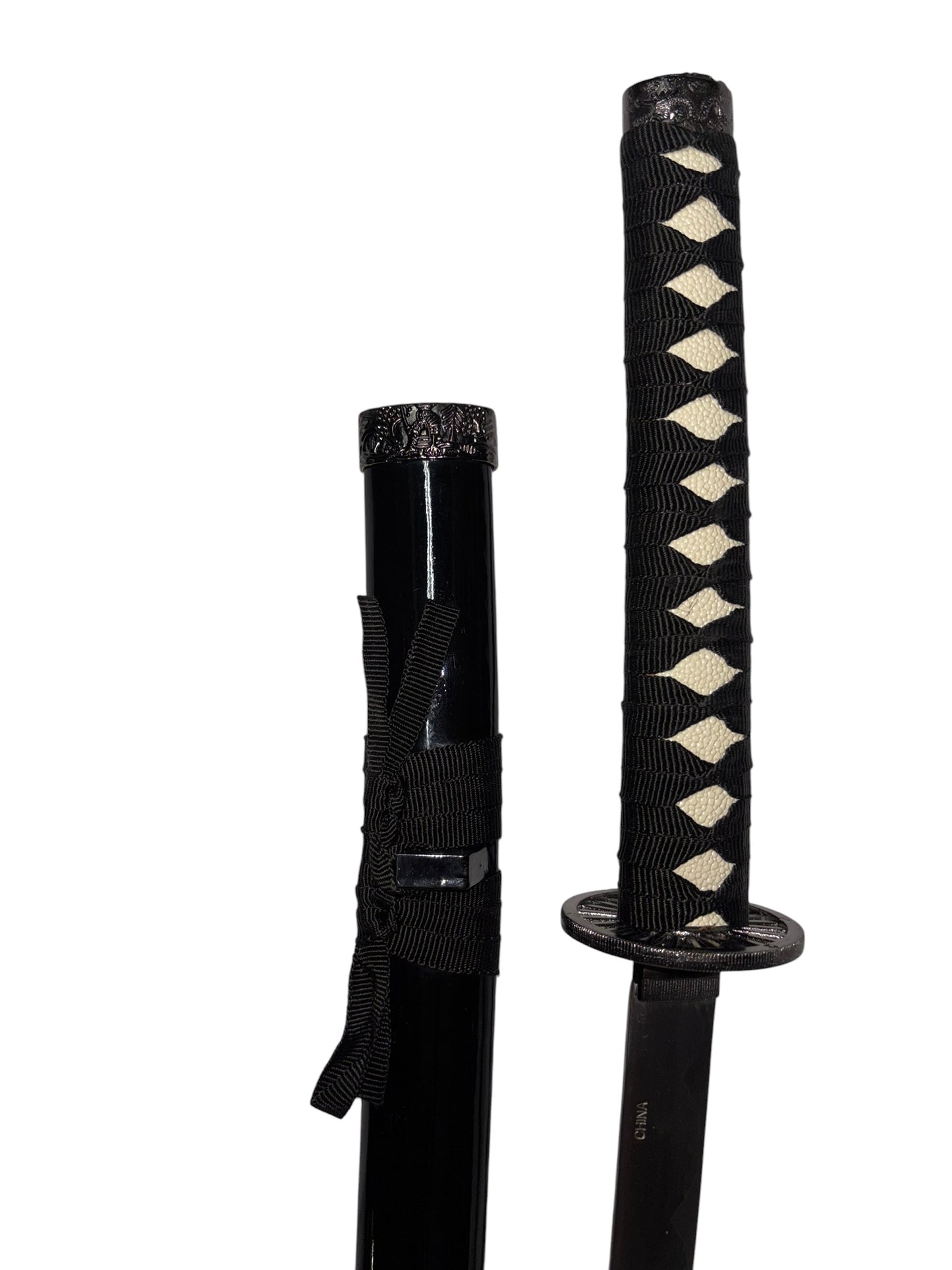 9831 - Silver Streak Samurai Sword 39"  A SHMMERING PATH TO WISDOM |204/210|
