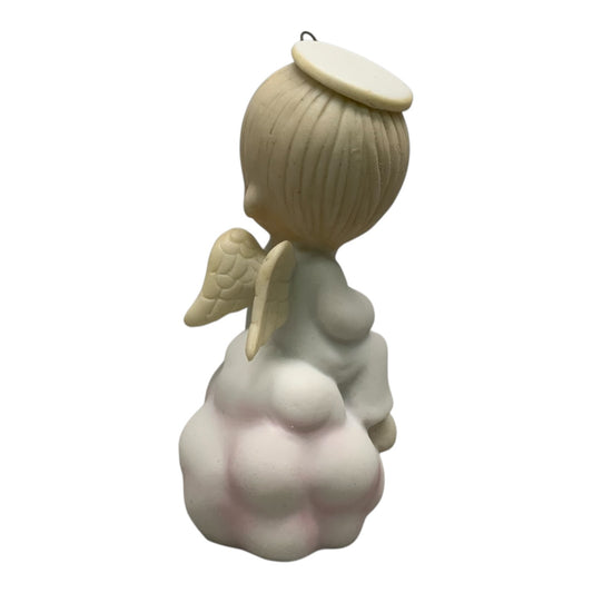 38104 - Precious Moments Ornament "But Love Goes On Forever" 4" |Pod 1-67|