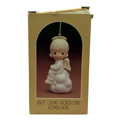 38104 - Precious Moments Ornament "But Love Goes On Forever" 4" |Pod 1-67|