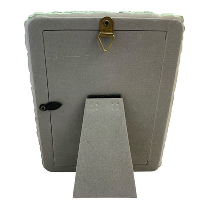 25748 - The Victorian Collection: 6-Inch Green and Peach Ornate Frame 6-Inch |12-25|