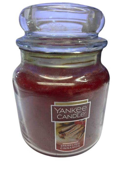 42522 - 14.5oz Yankee Candle Sparkling Cinnamon |Scent-7| (Processed)