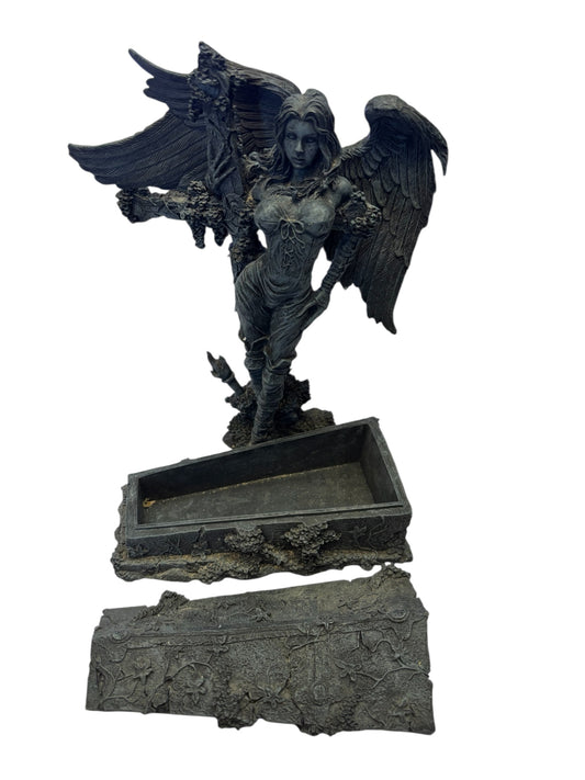 3466 - 9" Gothic Angel w/ Sword & Coffin |X-19 Pod 3-67 Store|