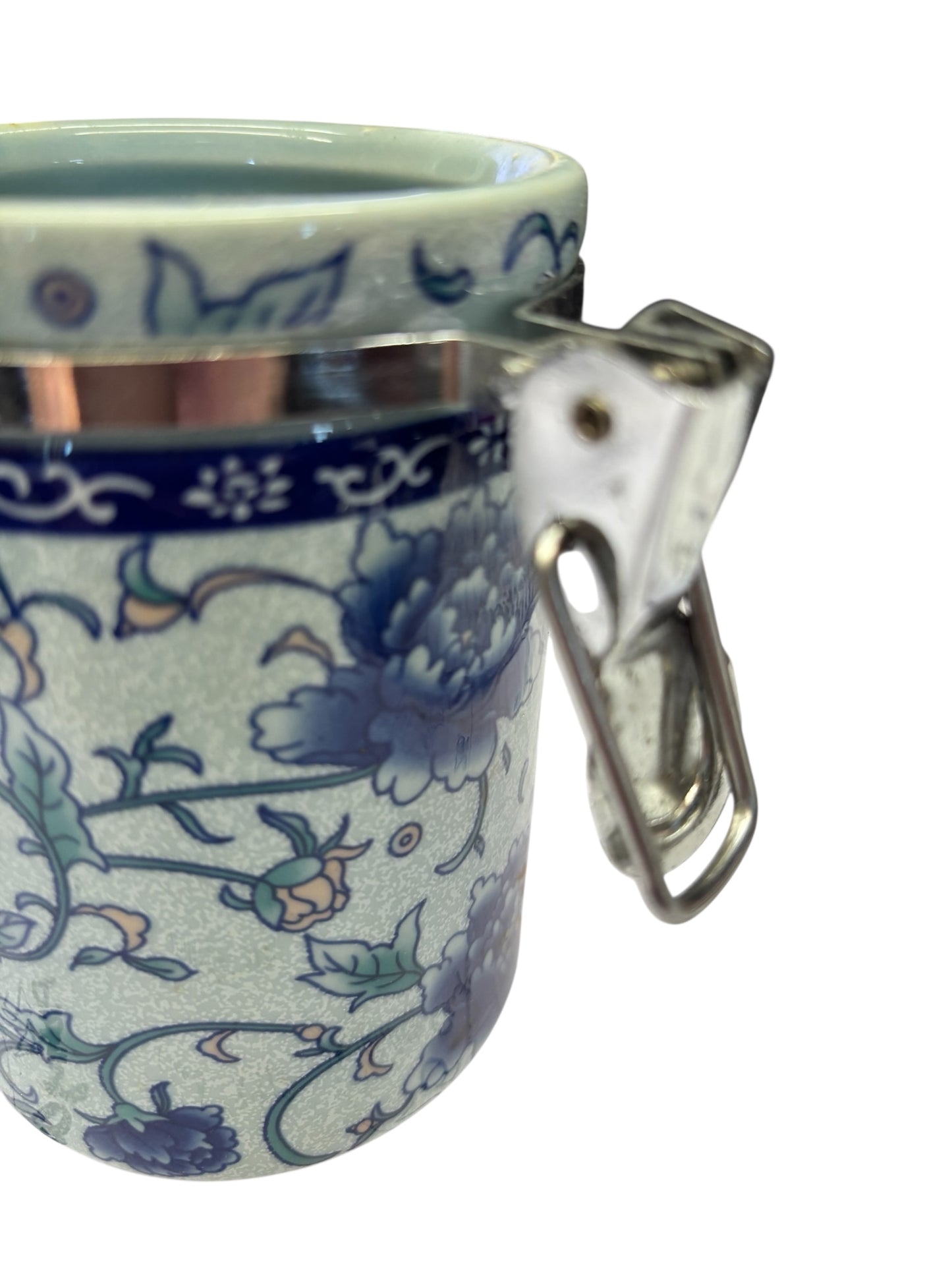 12037 - Tea Coffee Blue and White Ceramic 5" Jar Flowers |12-19| |12-18|