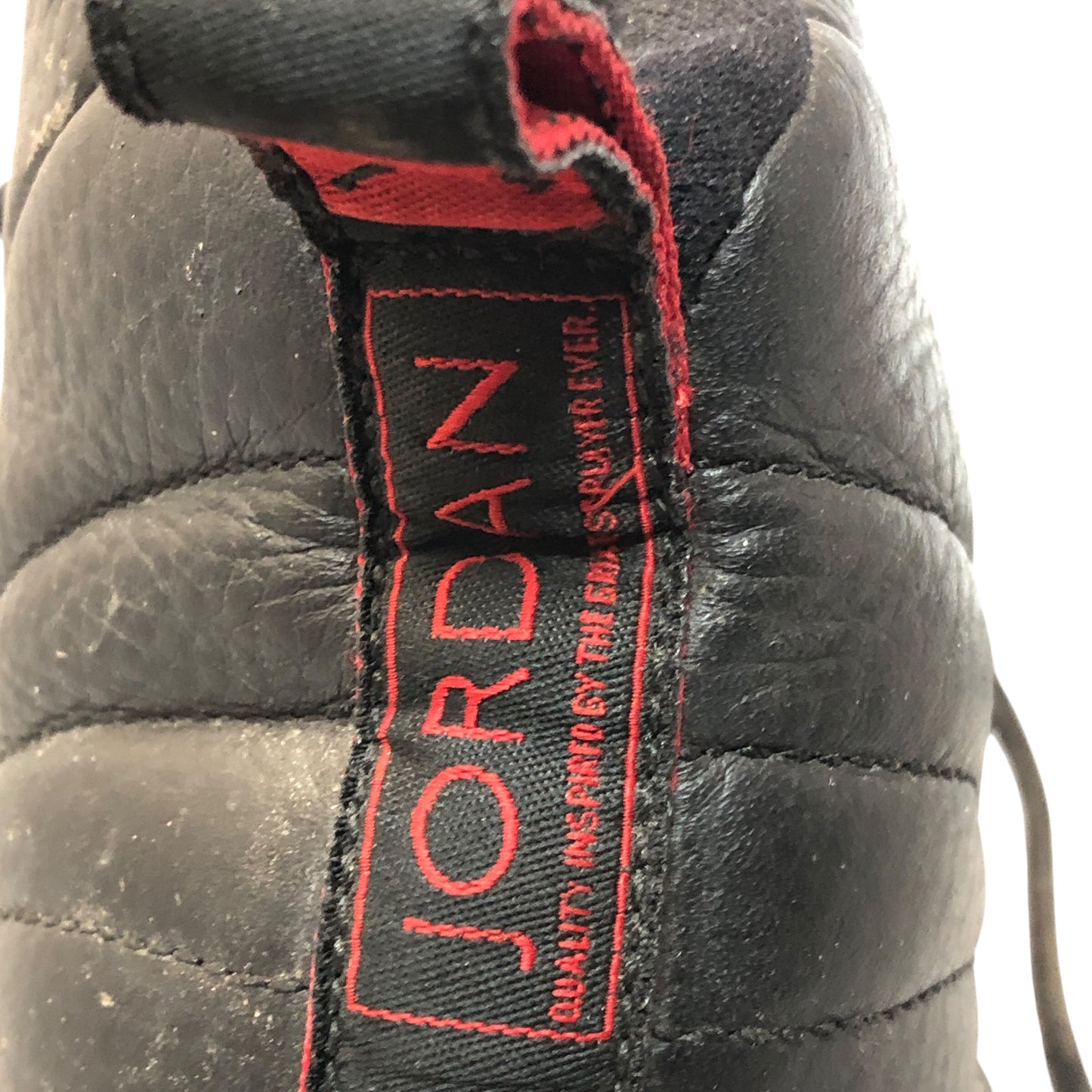 48311 - Single Right 6Y Retro Flue Game 2025 Jordan Shoe |12-25|