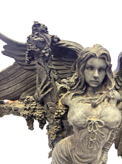 3466 - 9" Gothic Angel w/ Sword & Coffin |X-19 Pod 3-67 Store|