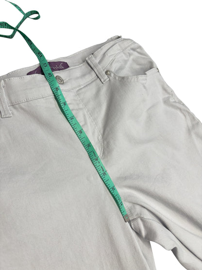 42903 - Size 8 Gloria Vanderbilt Amanda Jeans Light Gray |3-15|