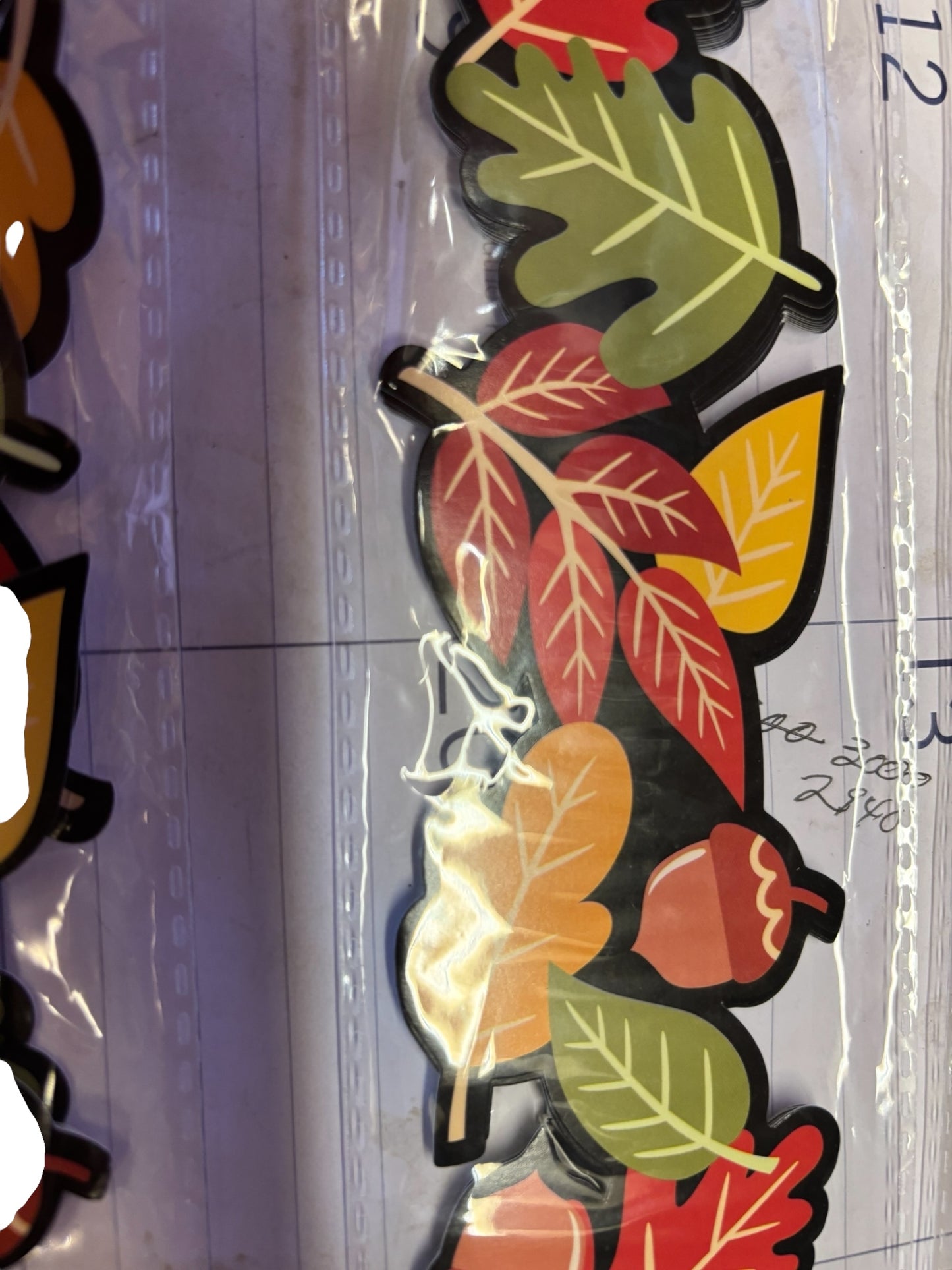 36798 - Bulletin Board Fall Leaves Border-3 Pack 36pc Bulletin Borders |9-7|