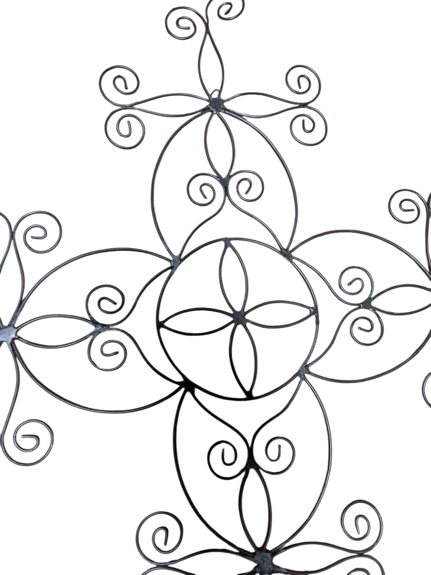 42428 - 22-Inch Metal Wire Cross Inside Outside Decor |18-21|