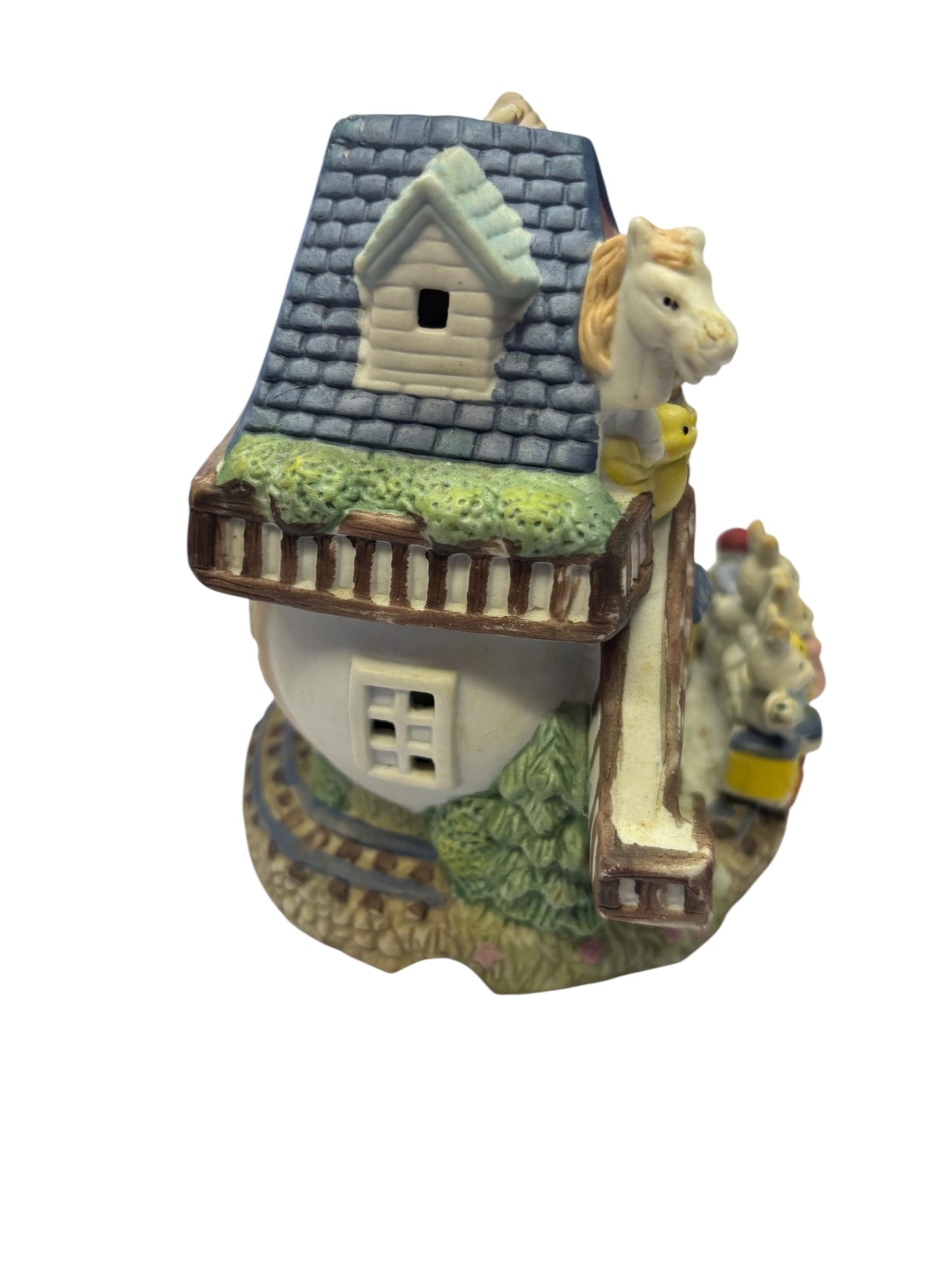 34287 - 5.5" Whimsical Vintage Bunny Toy Shop |20-18|