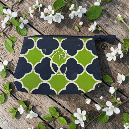 29677 - 8" Monogram Make Up Bag Letter C |16-19|