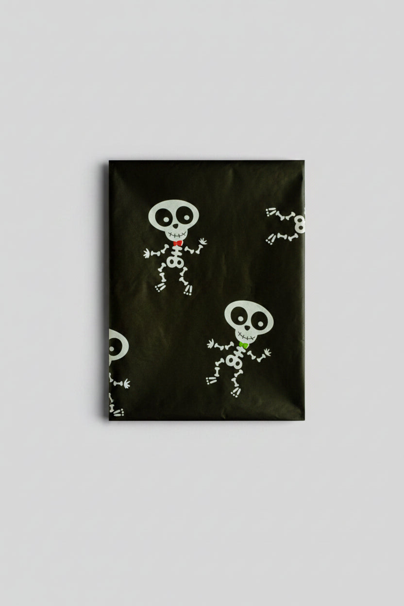 560 -  Halloween Skulls & Skeletons Rectangular Plastic Tablecloth - 51x72 |TBD|