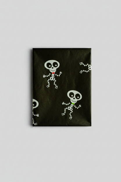 560 -  Halloween Skulls & Skeletons Rectangular Plastic Tablecloth - 51x72 |TBD|